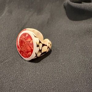 Spiny Oyster Shell Ring Handmade in Italy.